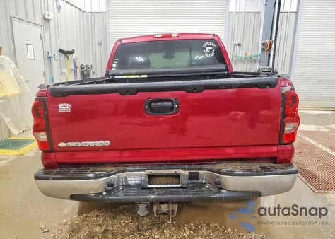 2006 Chevrolet Silverado K1500 z USA, uszkodzony, nr VIN 2GCEK13T561194372